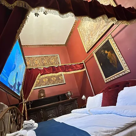 Apartment Classic Story In Old Ii