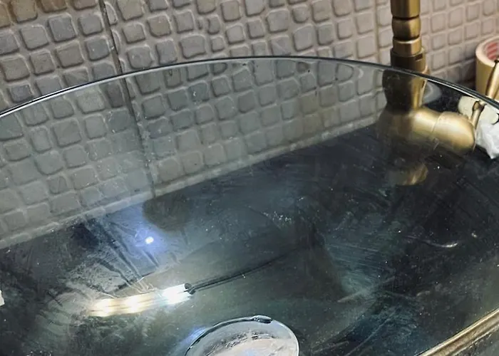 Classic Story In Old Ii Apartament